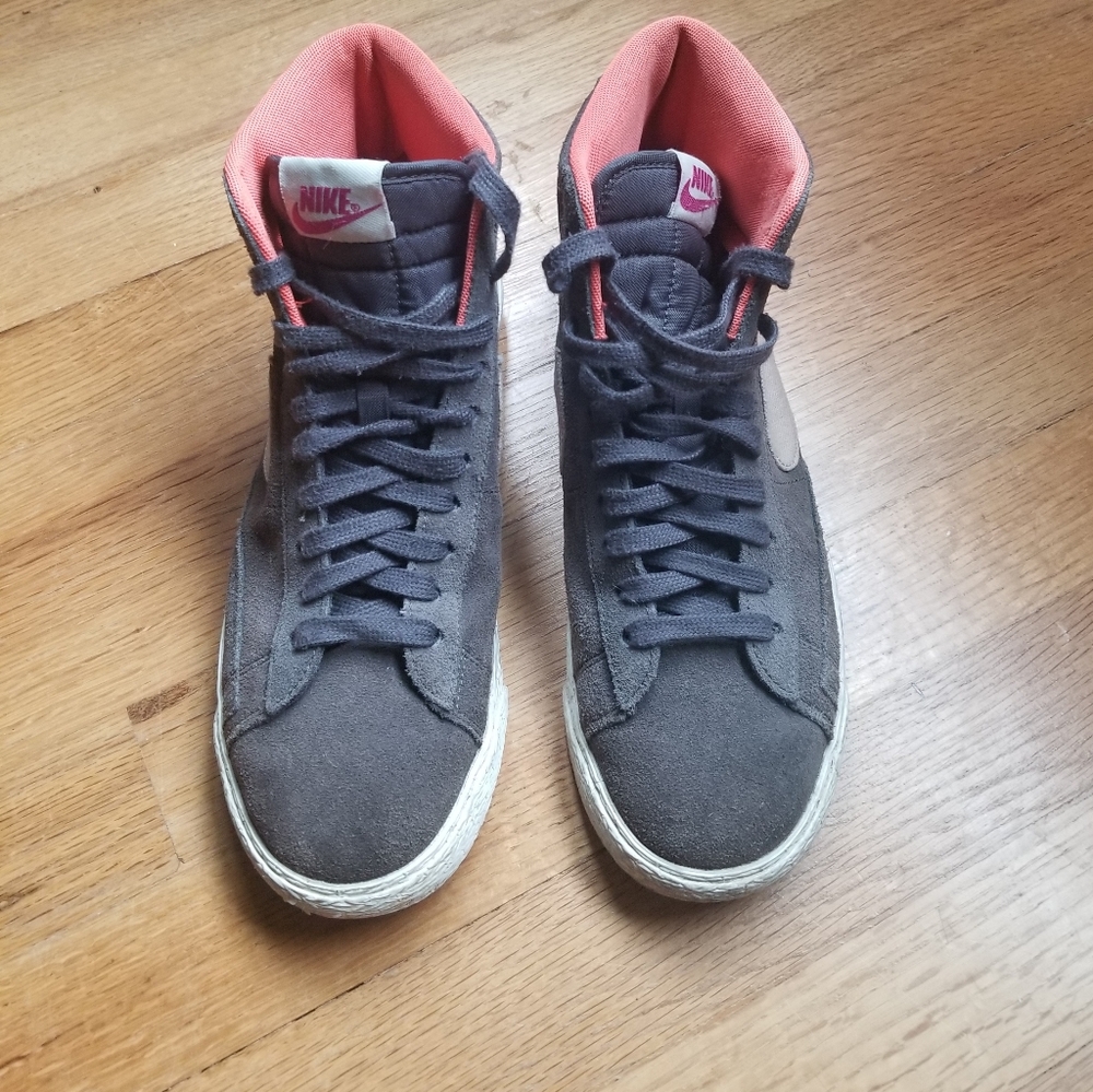 Vintage 2013 Suede Nike Mid Blazer Hi Tops - Picture 2 of 9